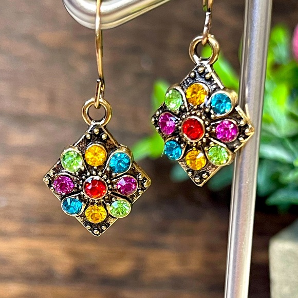 Hand Crafted Jewelry - EARRINGS SUNBURST DAISY EARRINGS rich multi colored VIBRANT dainty Boho Chic